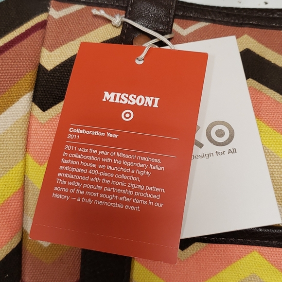 Missoni Ltd Edition Extra Lg  Zig Zag Tote - Picture 2 of 6